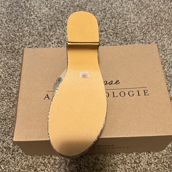 matisse x Anthropologie platform sandal - Picture 3 of 4